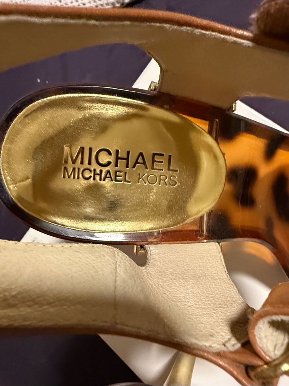 MICHAEL Michael Kors Brown Leather Tortoiseshell (Gold) Heel Sandals. Size 8.5 - Picture 6 of 10